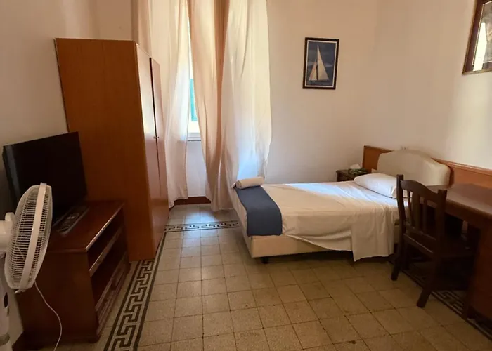 Hostel Emanuela *
