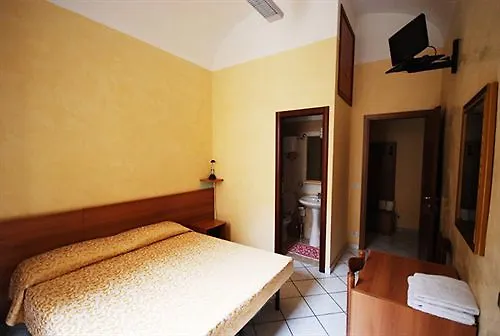 Emanuela Hostel *