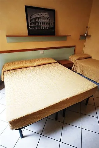 Emanuela Hostel Roma
